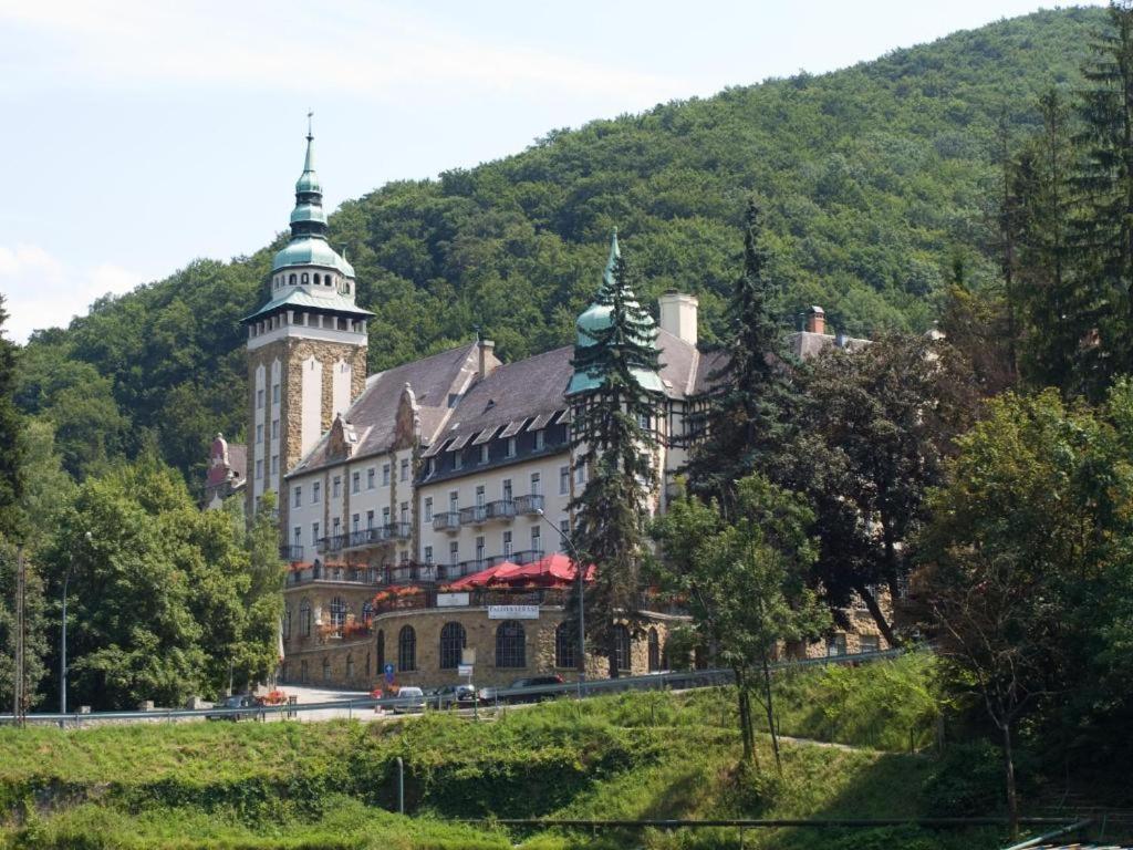 Smart Business Apartman Miszkolc Zewnętrze zdjęcie